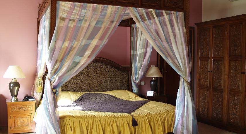 The Red House Affittacamere 5*